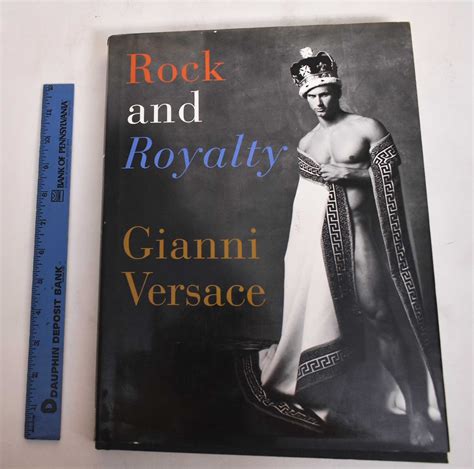 rock und royalty gianni versace|Gianni Versace couture.